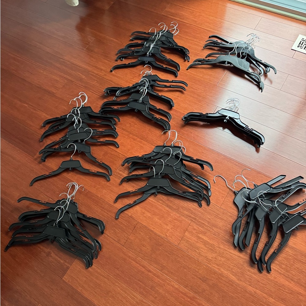 70 pieces 17” Set of Black Plastic Hangers+ free more hangers